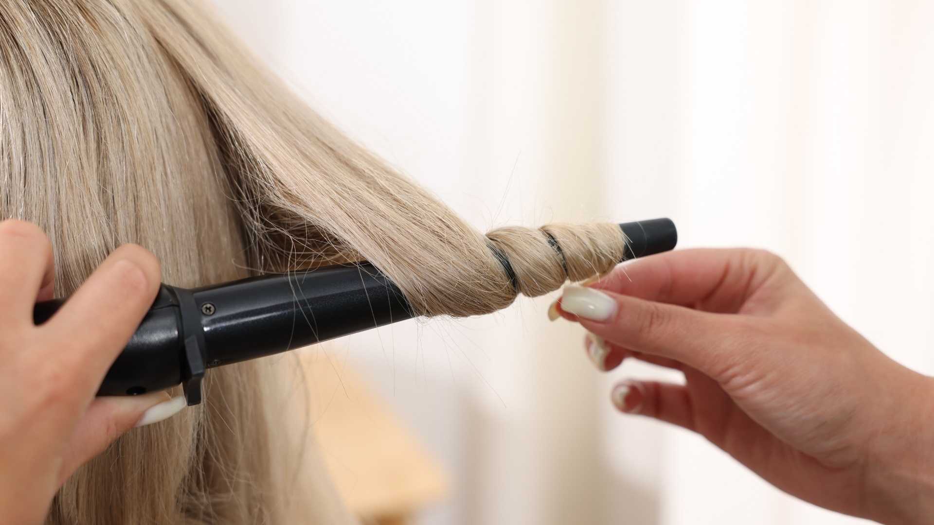 The Complete Guide to Lightweight Curl and Perm Care